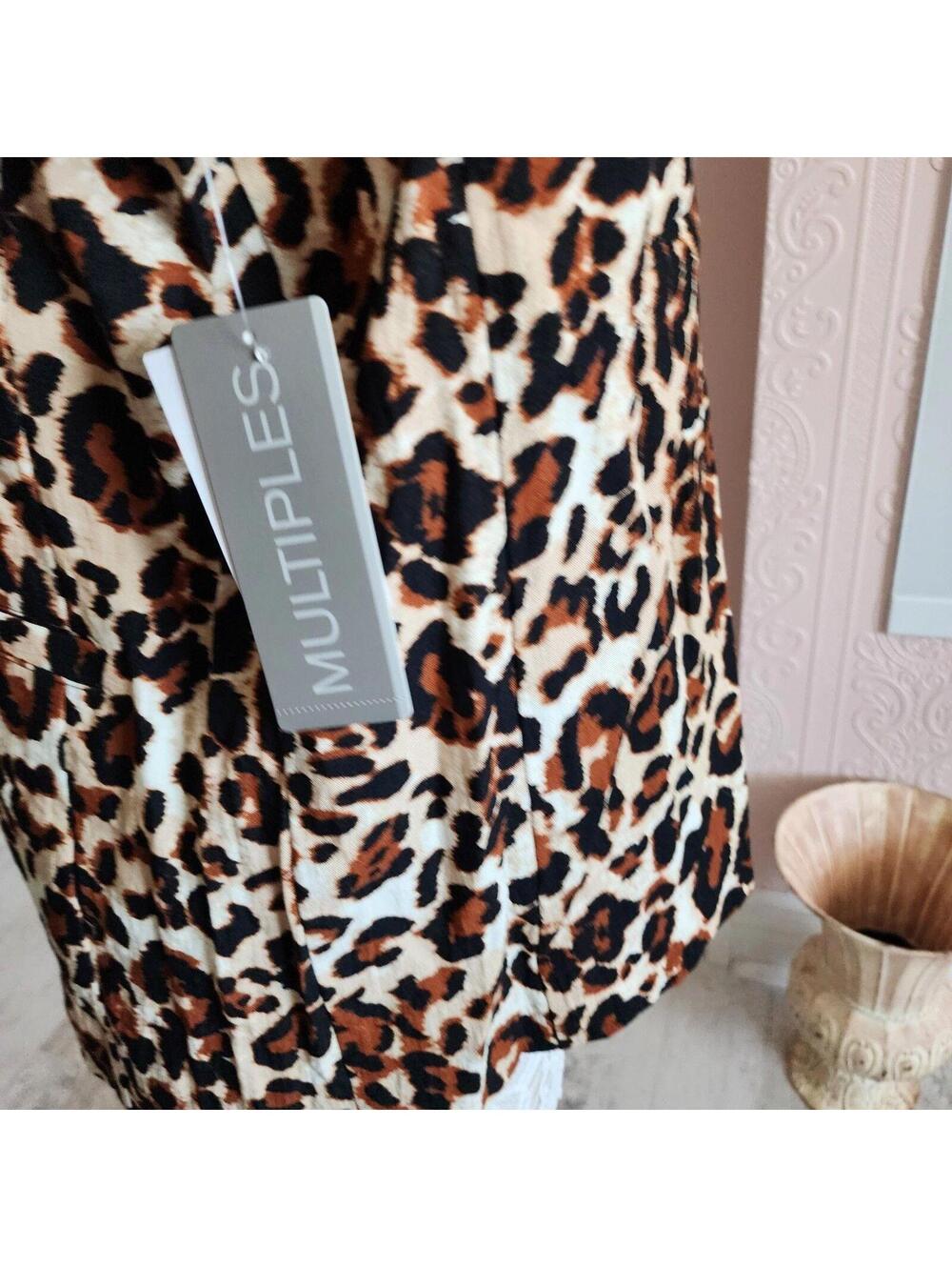 NWT Multiples Leopard Print Notch Collar Tucked Cuff 3/4 Sleeve Jacket M - Picture 9 of 9